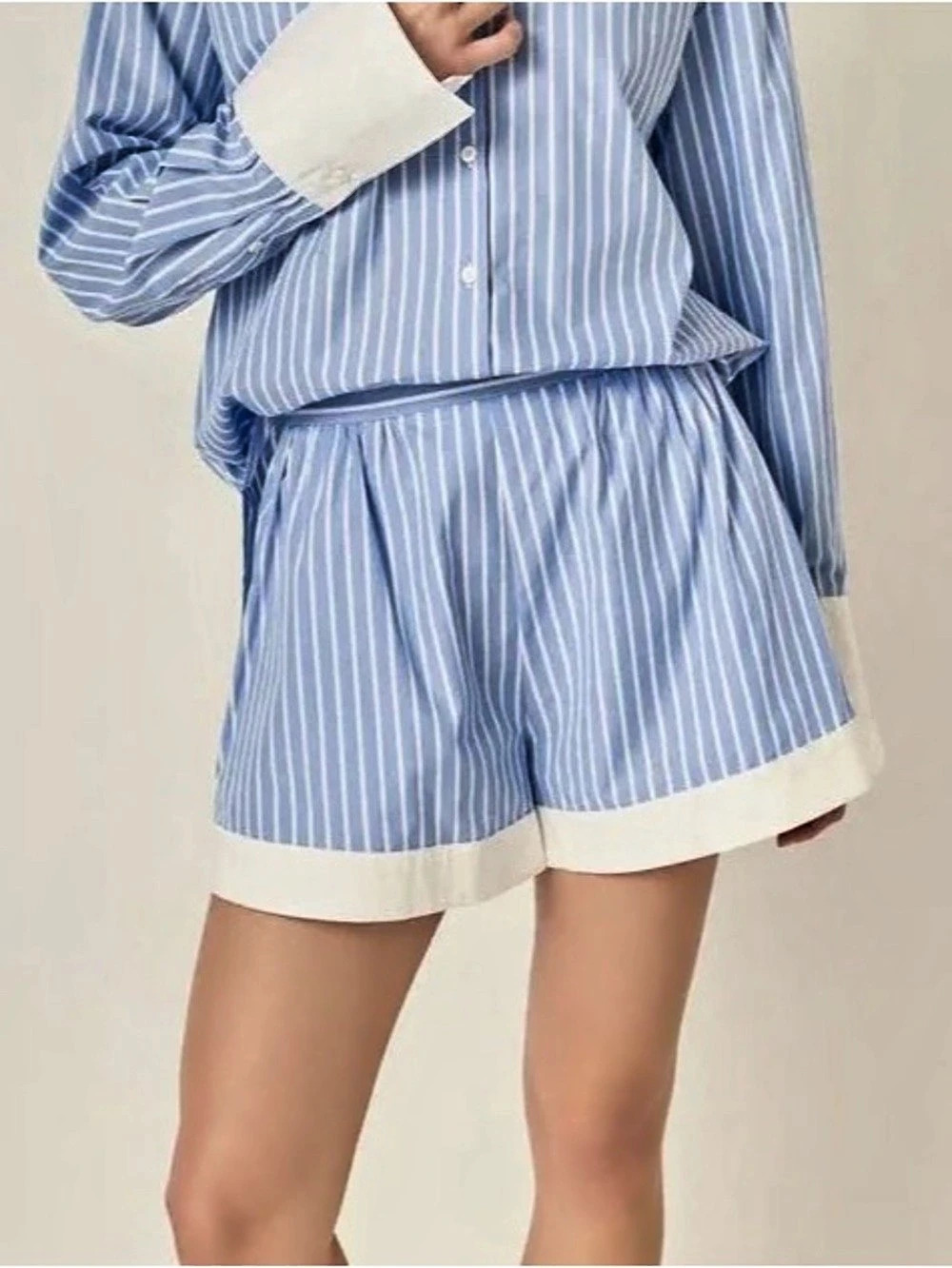 Hollister Factory Striped High-Waist Shorts in Blue & White Like New